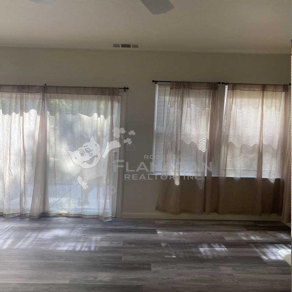 2103 Kennedy Ct - Photo 7 of 8