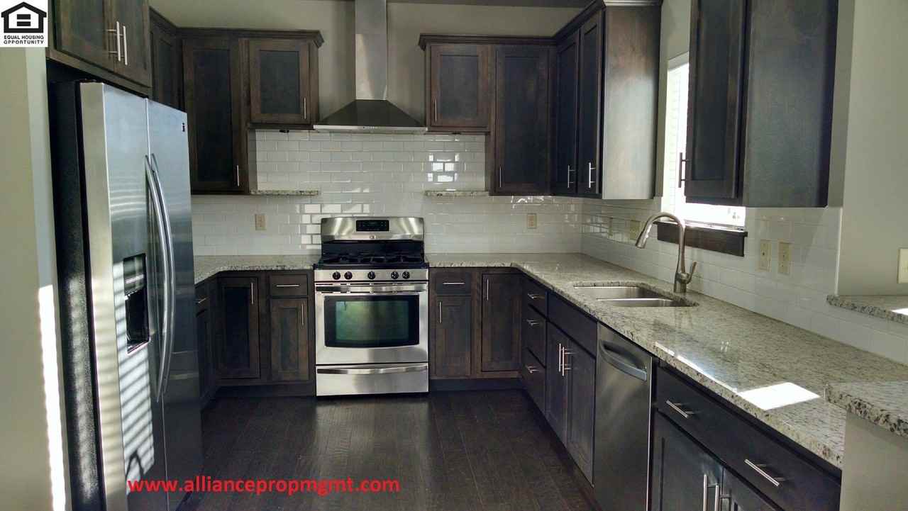 84 Granite Peak Dr - Photo 3 of 12