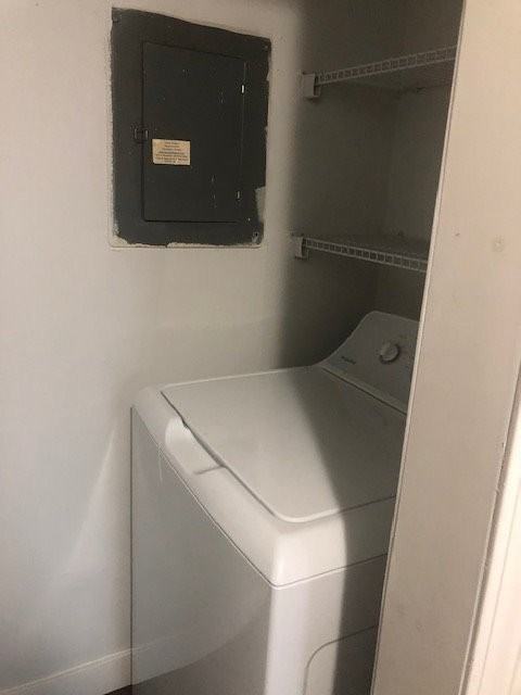10919 Harrowfield Rd - Photo 3 of 12
