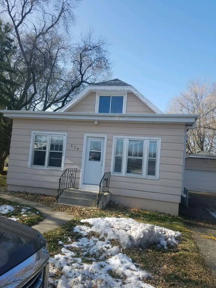 516 Unumb St - Photo 3 of 13