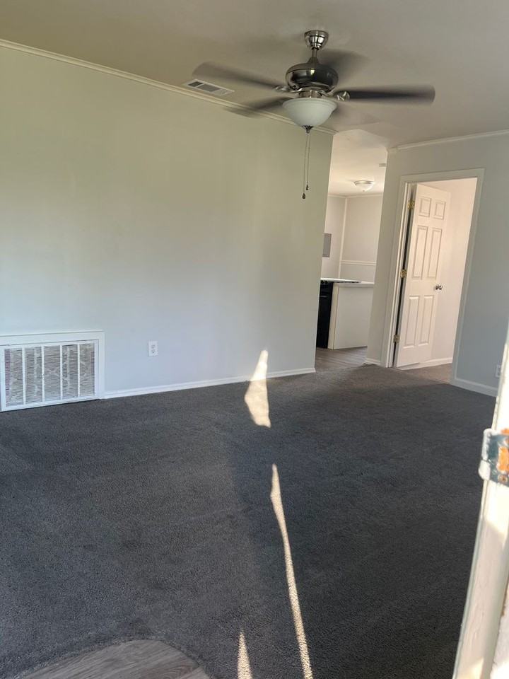 2322 Pollack Ave - Photo 2 of 23
