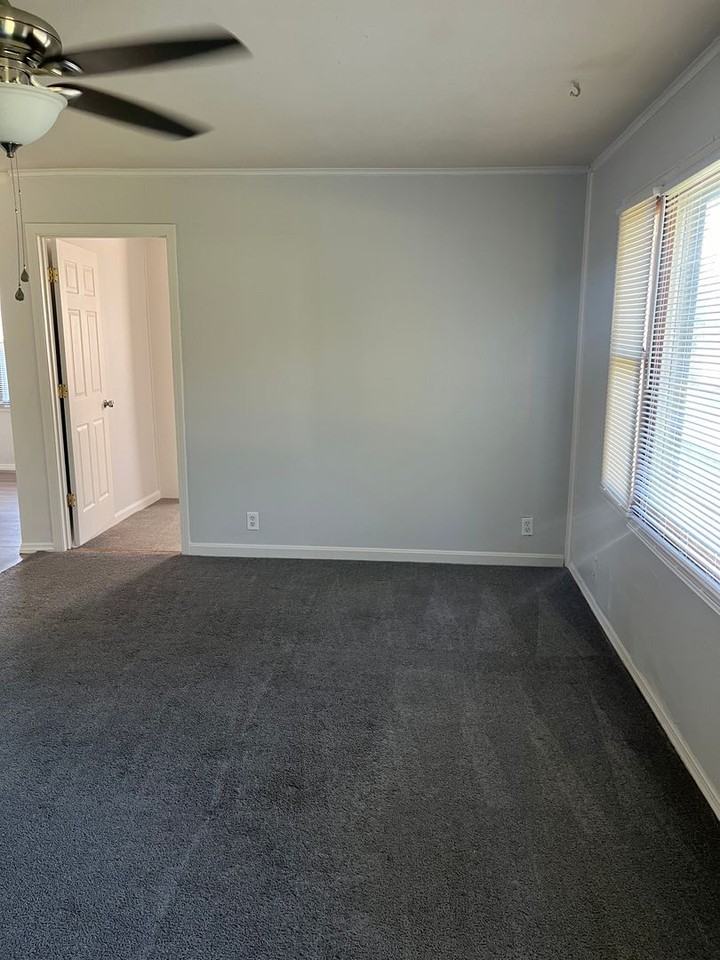 2322 Pollack Ave - Photo 3 of 23
