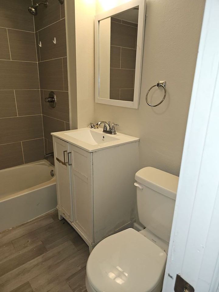 1004 Oneida Ave. - Photo 3 of 3