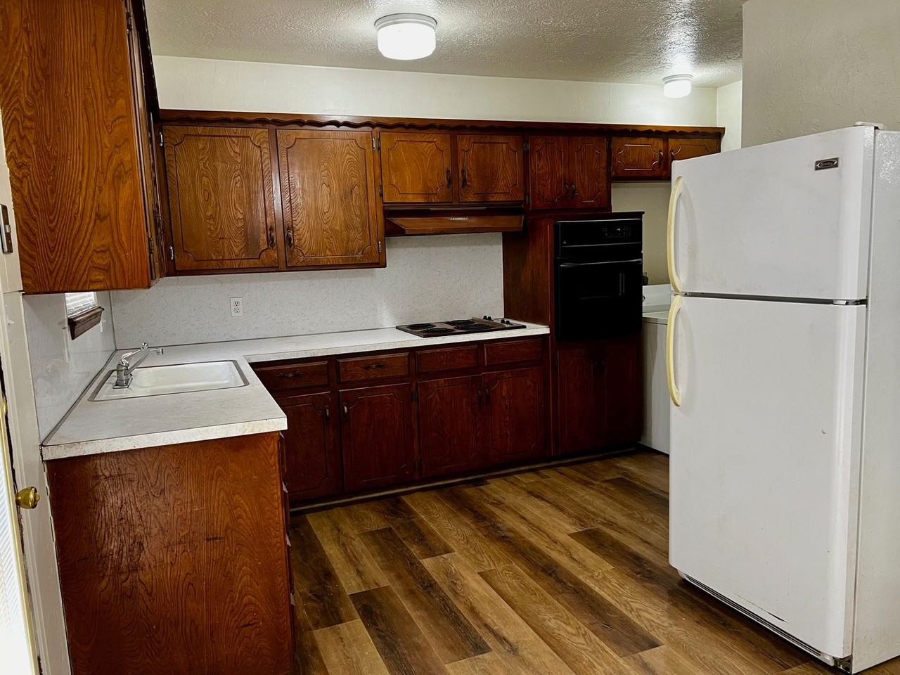 1420 Beaumont St - Photo 5 of 13