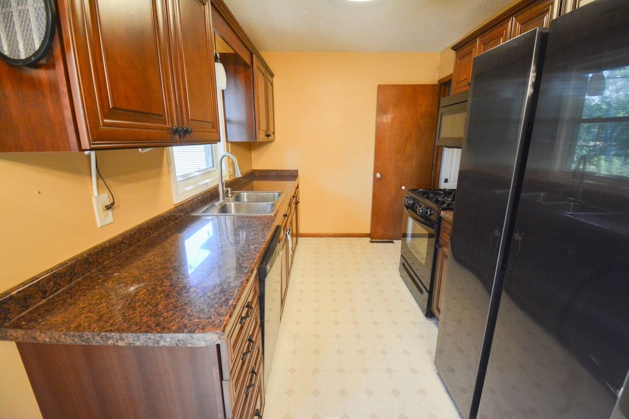 4060 4th Pl Nw - Photo 7 of 22