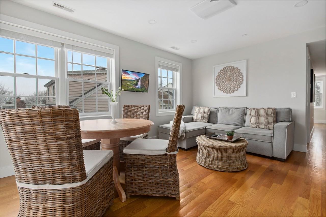 8 Hale Street #2 - Photo 5 of 10