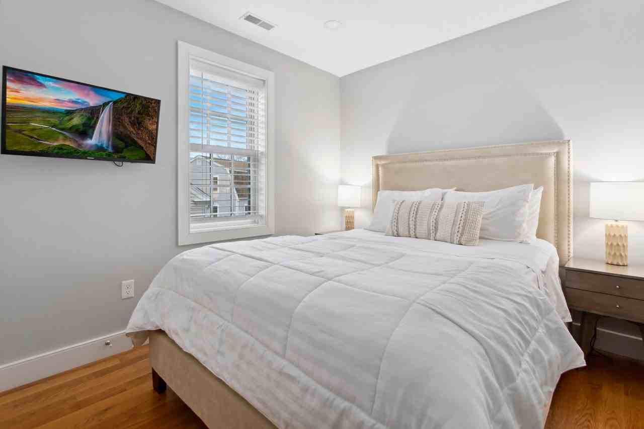 8 Hale Street #2 - Photo 6 of 10