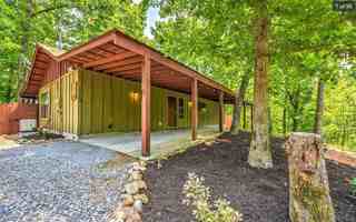 featured image of 3570 Old Mountain Rd