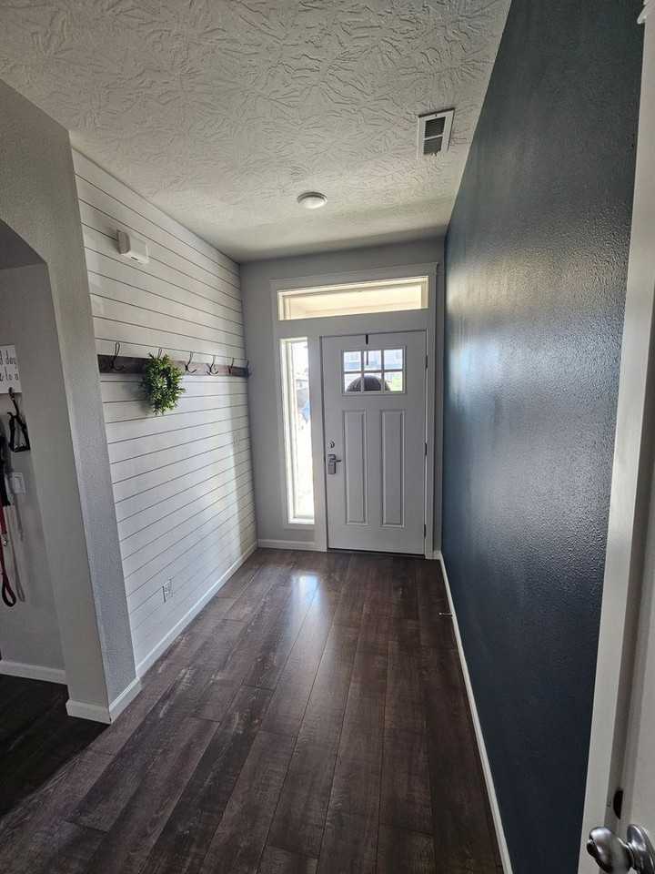 4449 Bounty Pl Ne - Photo 2 of 43