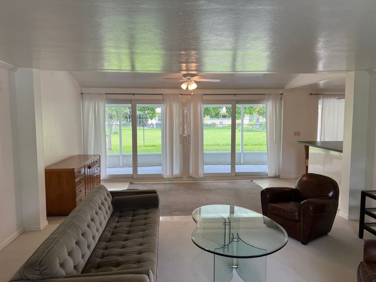 806 32nd St - Photo 3 of 32