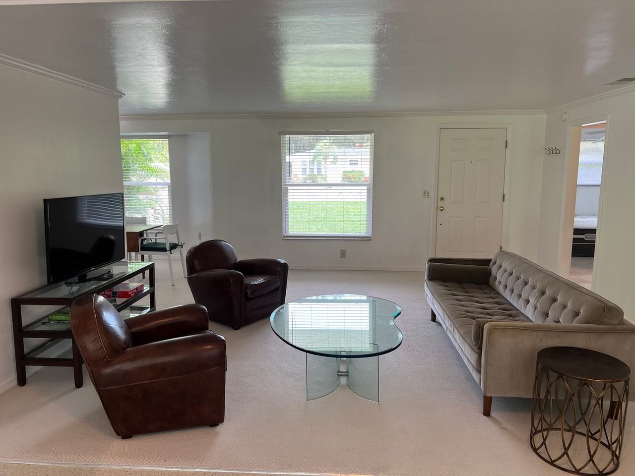 806 32nd St - Photo 7 of 32