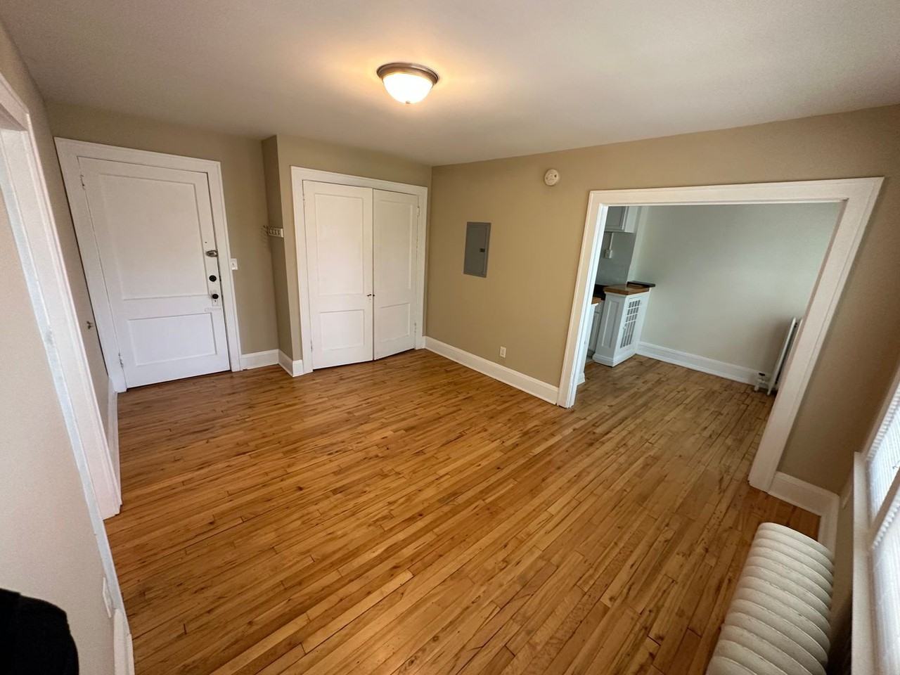 1756 Grand Ave - Photo 7 of 20