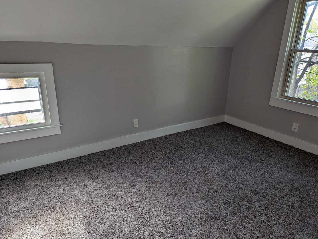 346 Weaver Street - Photo 3 of 13