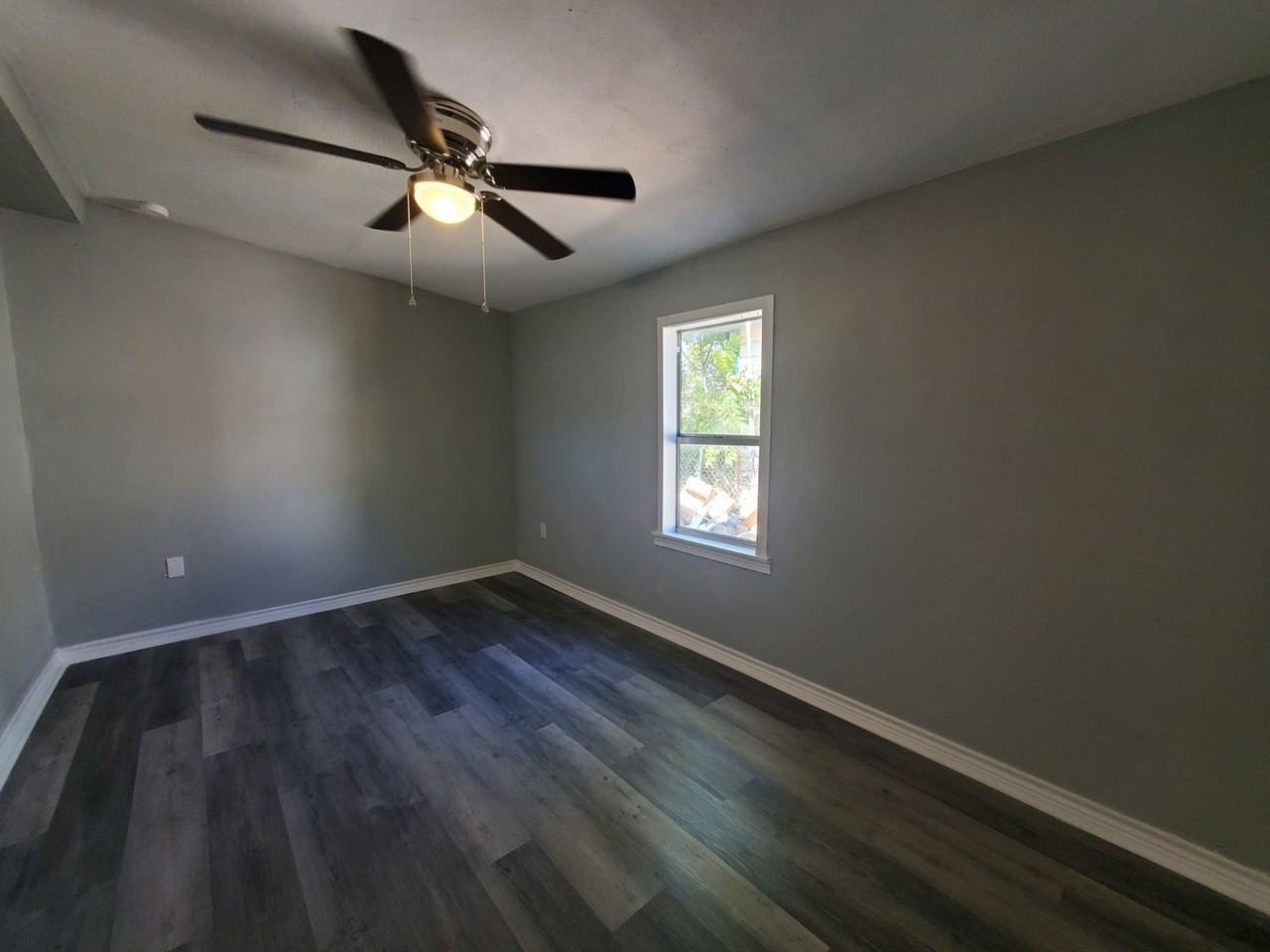 2812 N Farr St - Photo 7 of 10