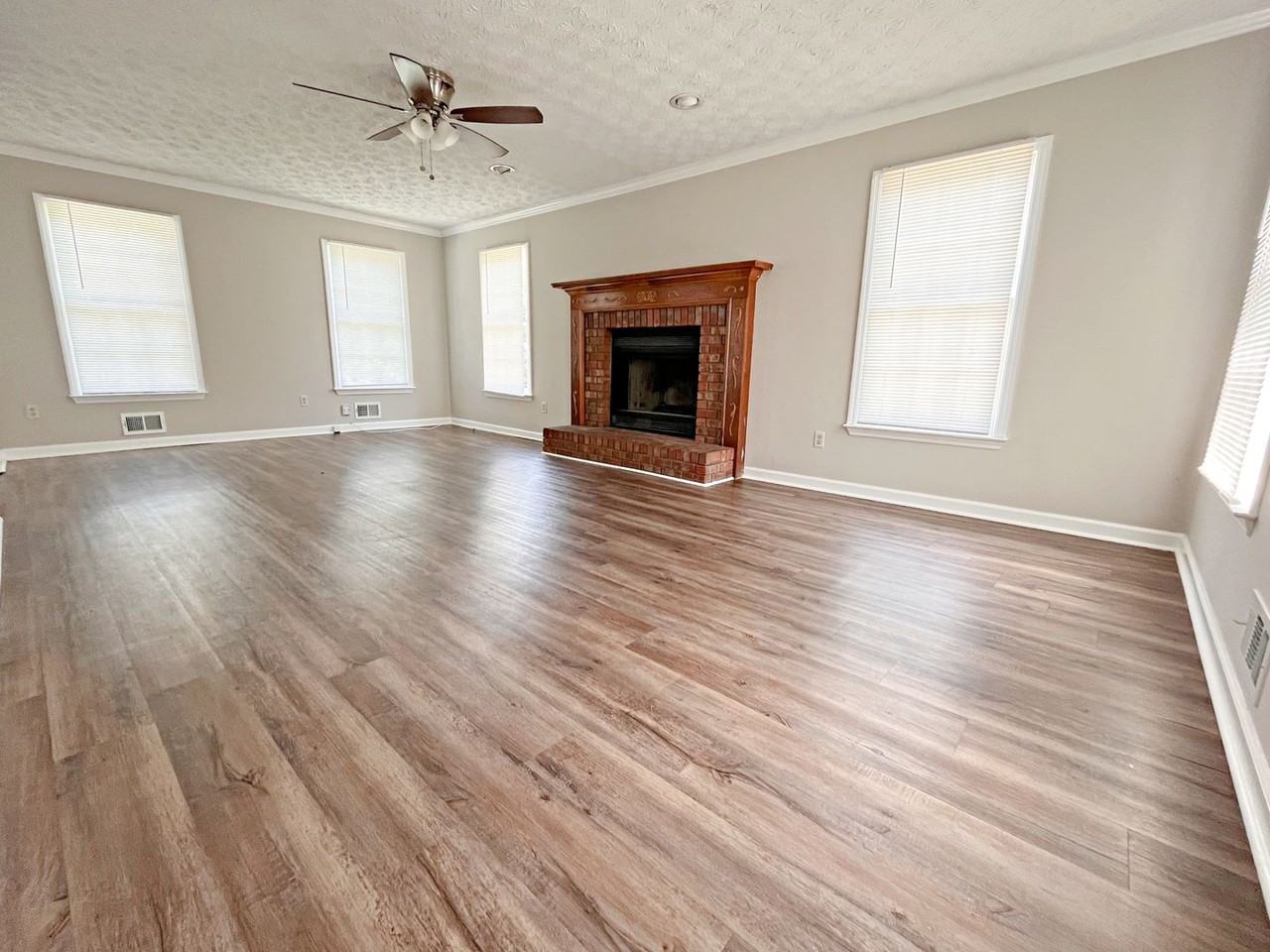 5265 Cross Creek Trce - Photo 3 of 19