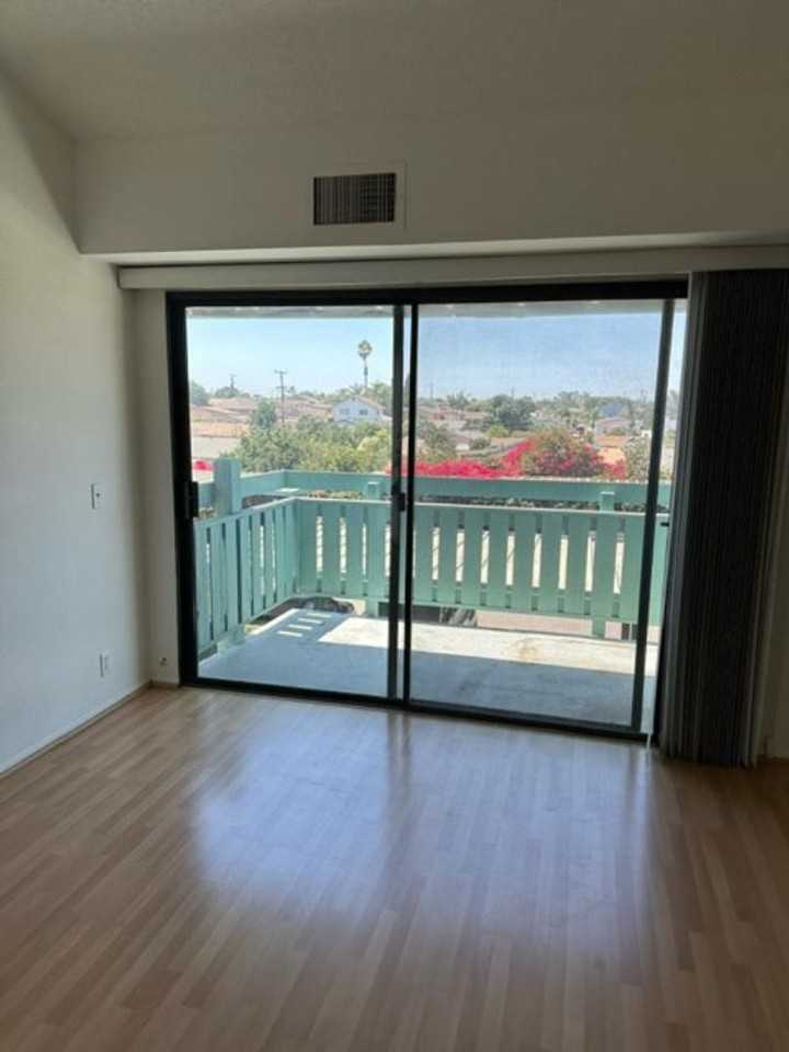 20531 S Vermont Ave #8 - Photo 5 of 13