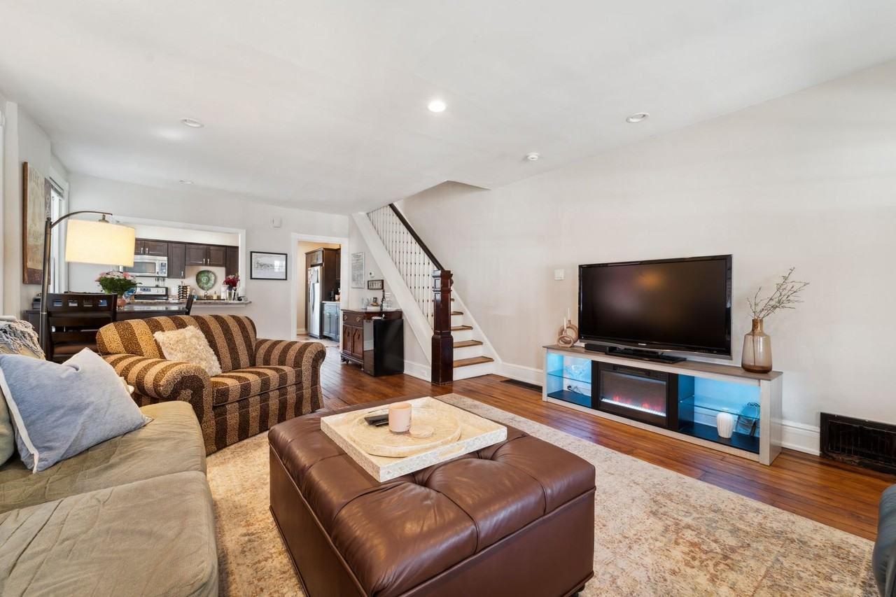 222 N New St - Photo 5 of 26