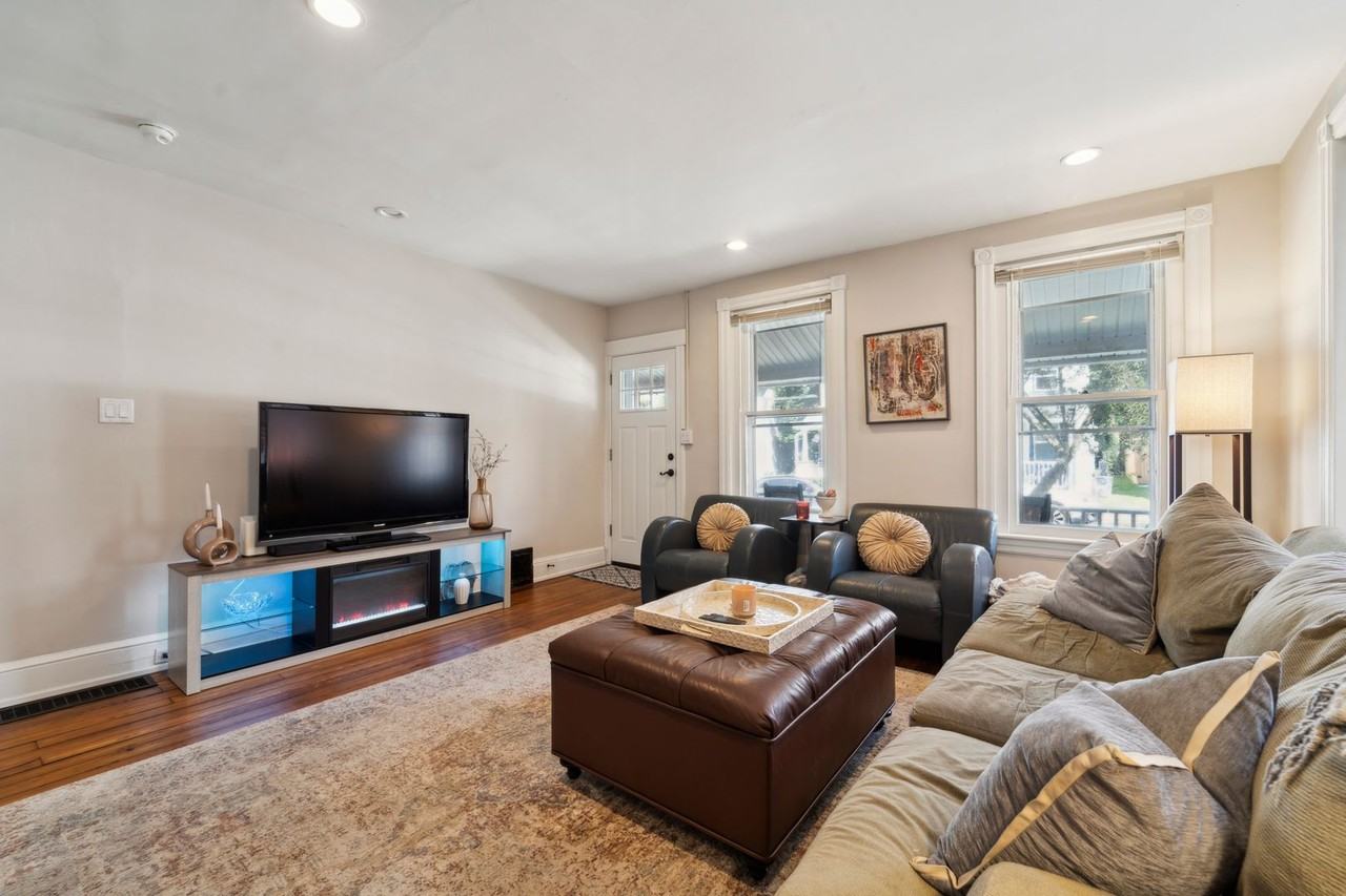 222 N New St - Photo 7 of 26