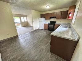 featured image of 325 N Hoyt St