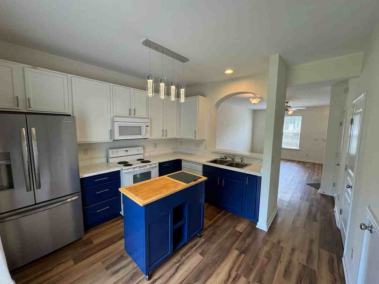 416 Colwick Ln - Photo 2 of 13