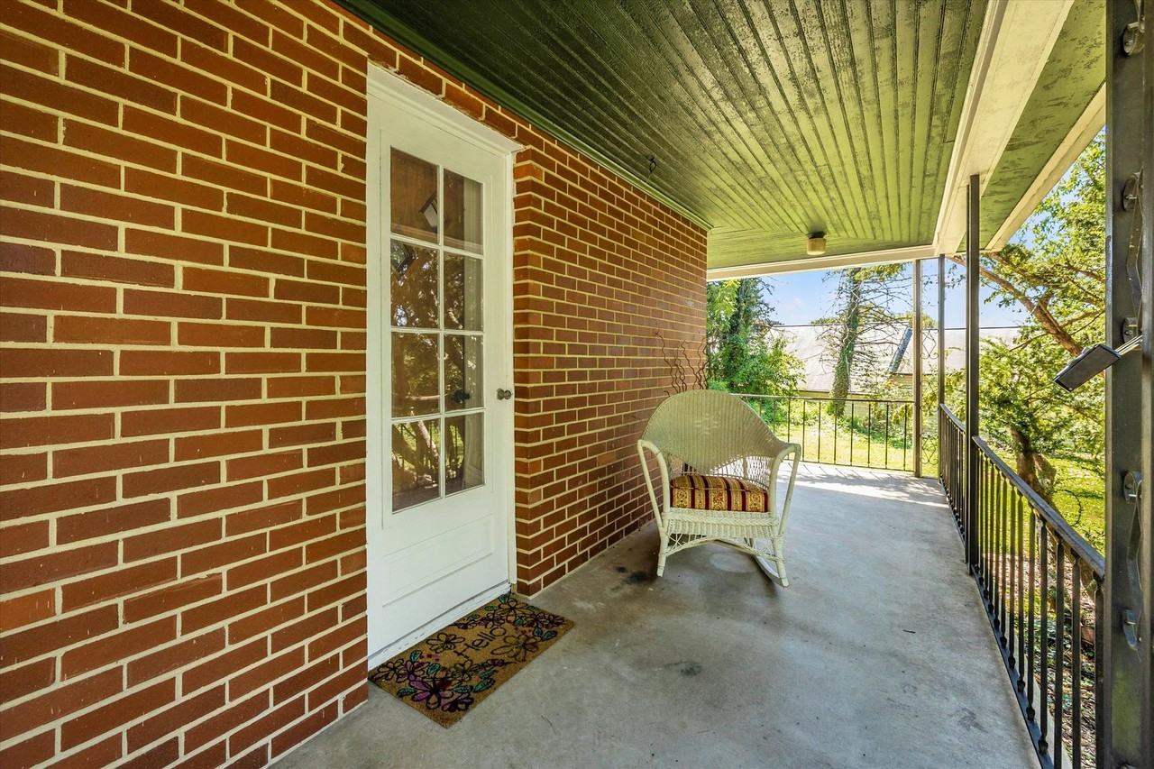 1719 Bethel Rd - Photo 2 of 50