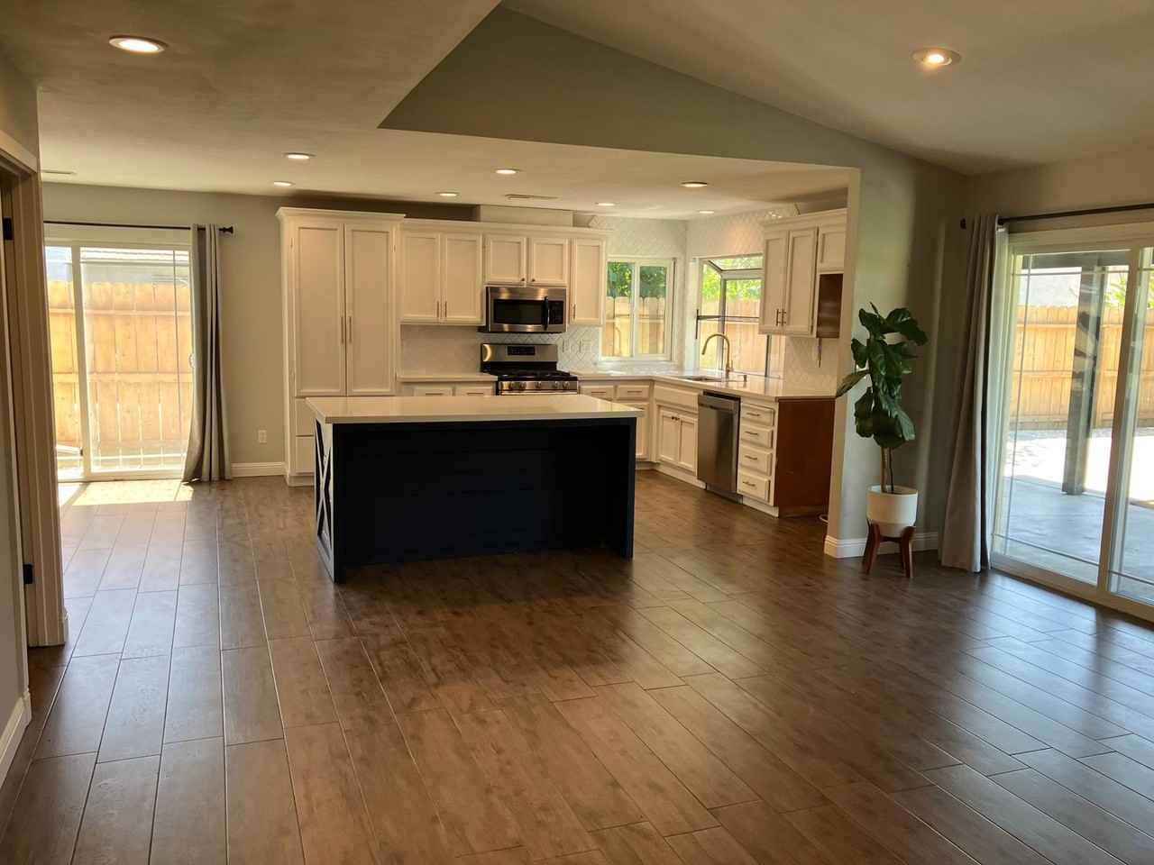 3305 Soda Canyon Dr - Photo 3 of 17