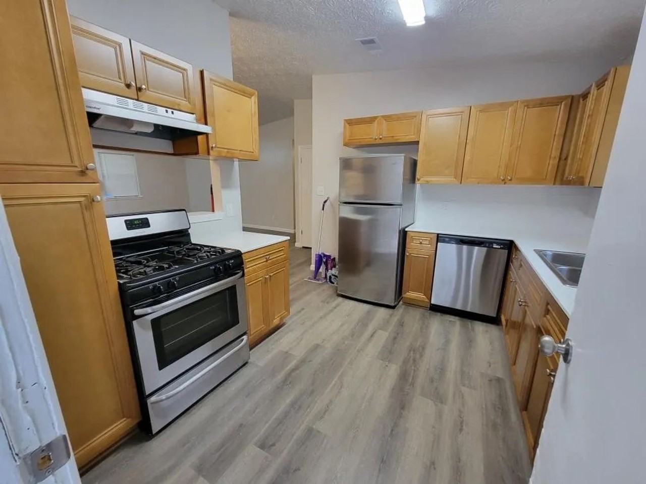 2074 Mallard Crst - Photo 2 of 13