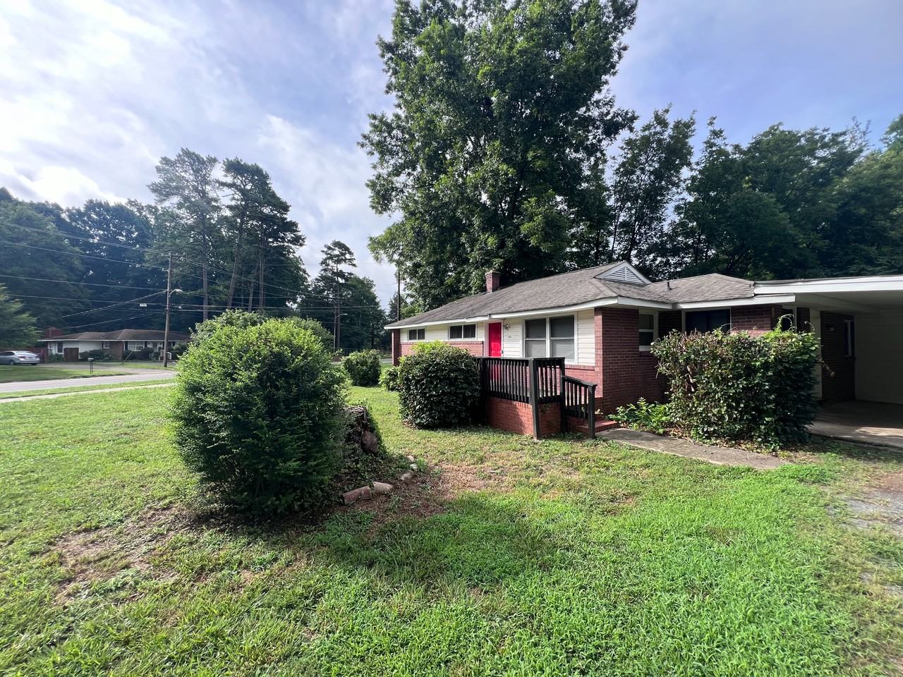 5402 Nations Ford Rd - Photo 2 of 17