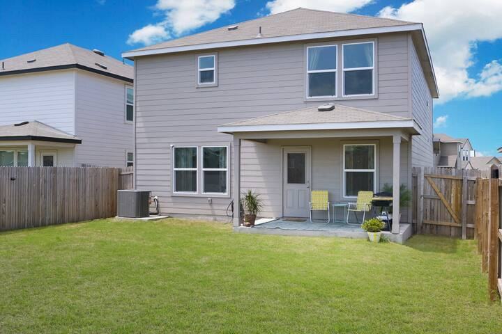 6110 Willow Point Blvd - Photo 2 of 50