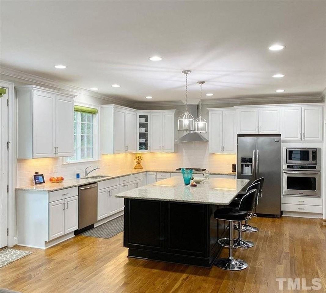 1781 Grande Chateau Ln - Photo 3 of 27