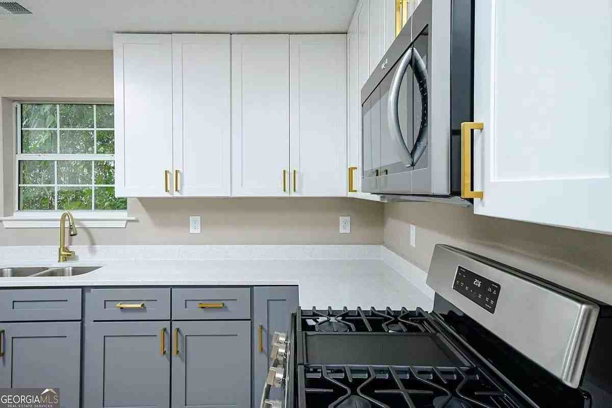 3840 Brown Drive - Photo 6 of 19