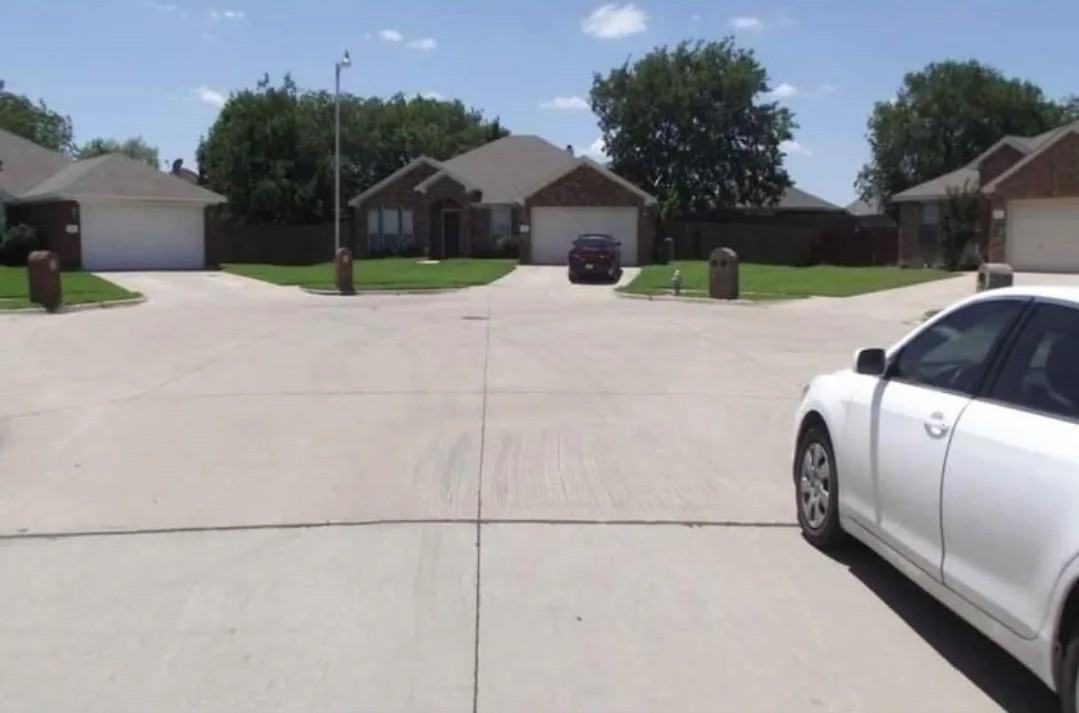 506 Ammonite Ct - Photo 3 of 5