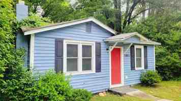 featured image of 2620 Celia Ave