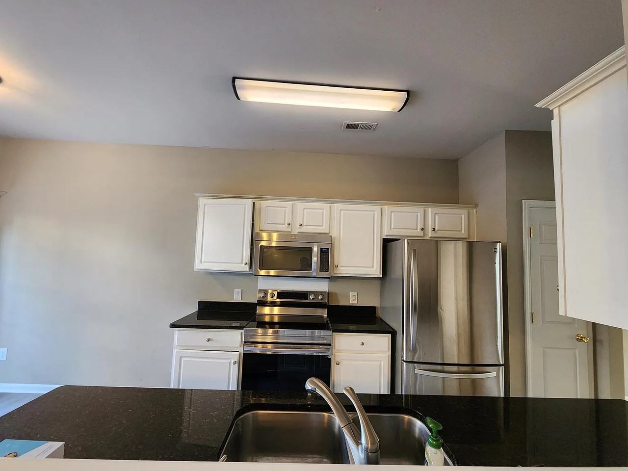 15325 Lavista Way - Photo 5 of 26