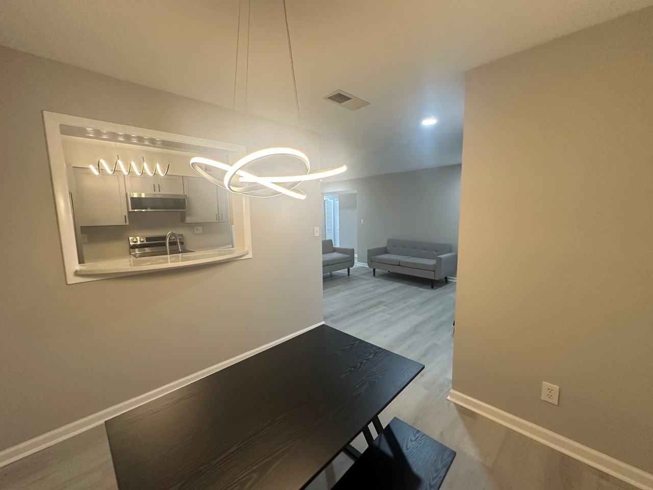 9400 Roberts Dr - Photo 7 of 16