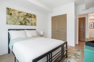 featured image of 330 28th St