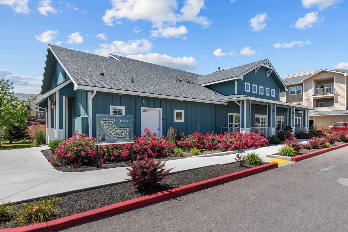 4909 N Elsinore Ave - Photo 5 of 26