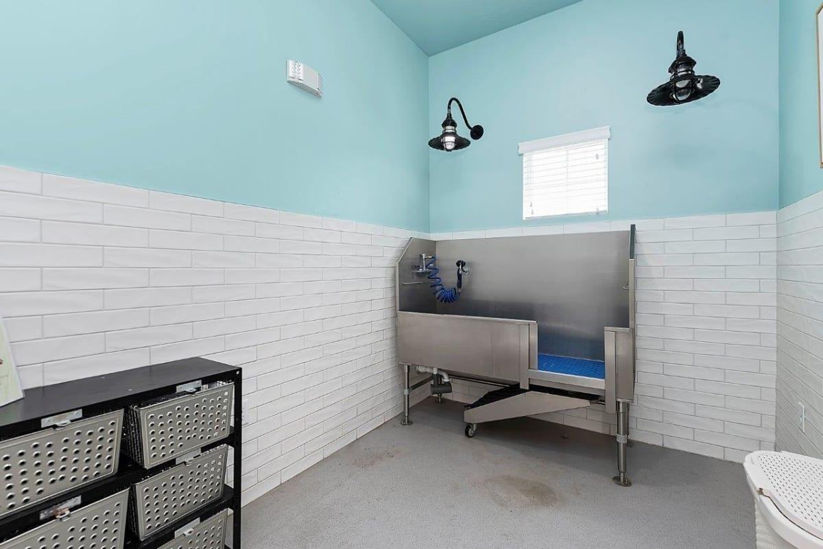 4909 N Elsinore Ave - Photo 7 of 26