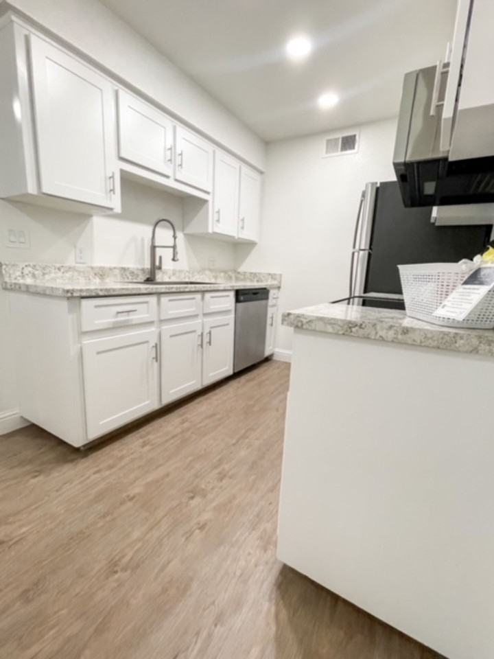 Jackson Park Place - Photo 2 of 50