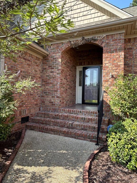 606 Viceroy Ct - Photo 2 of 50
