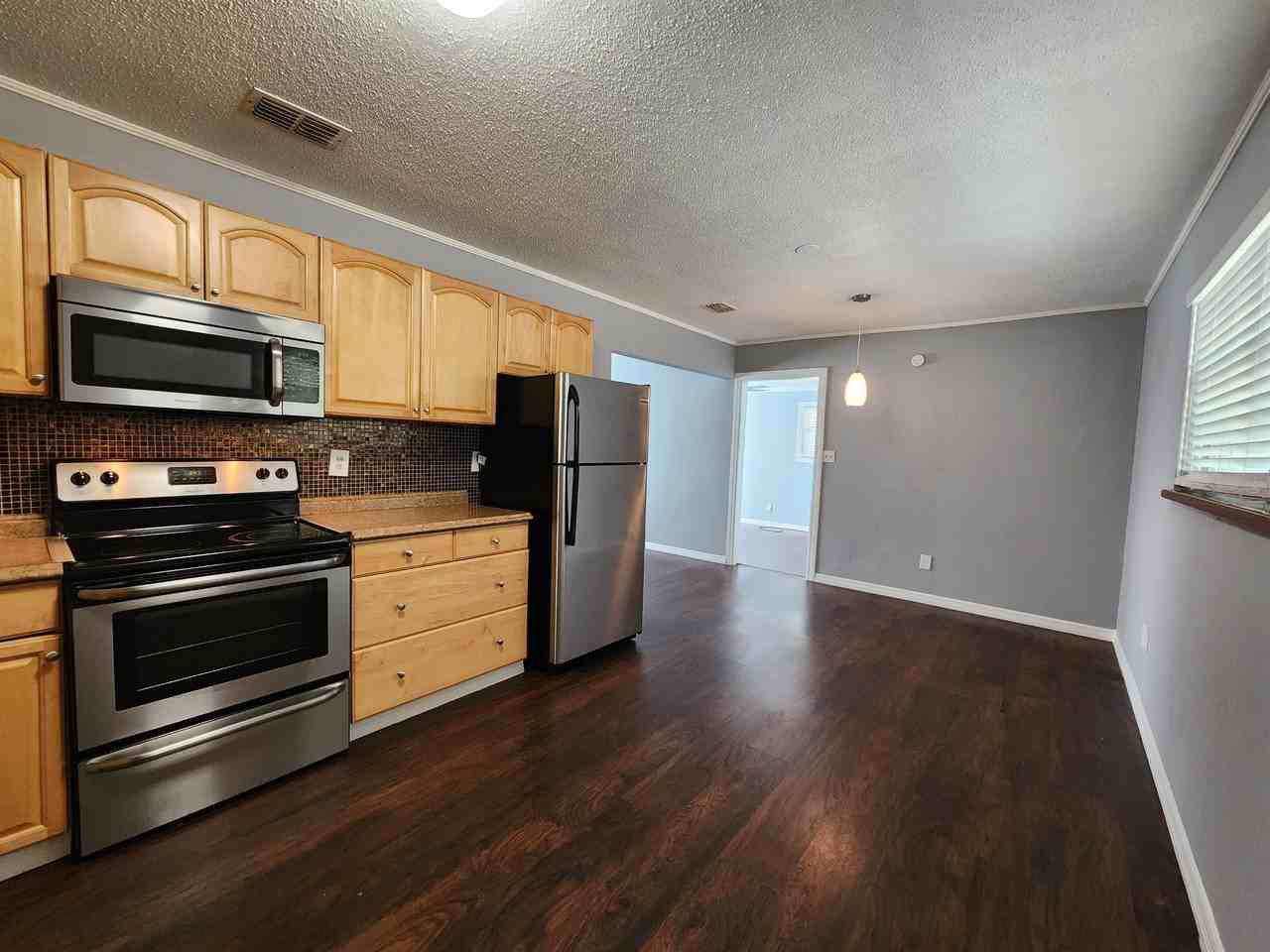 4810 Pinto Dr - Photo 2 of 11