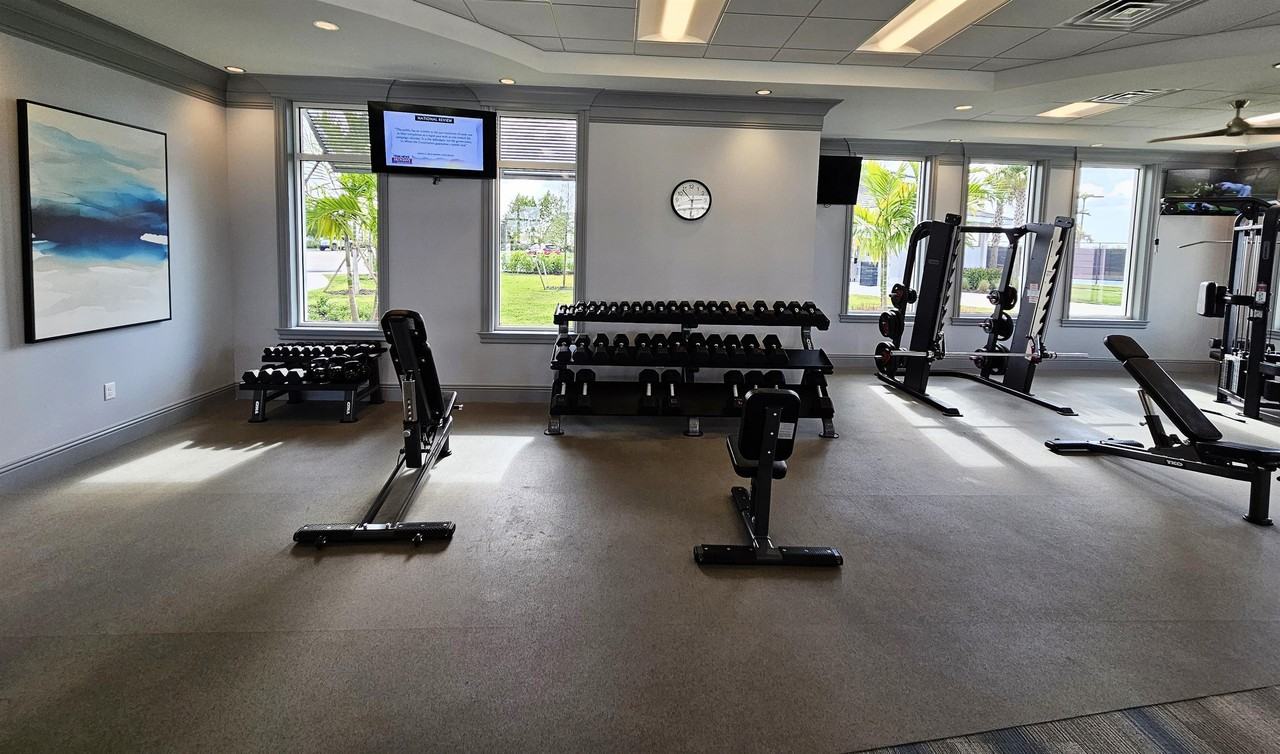 5897 Sunningdale St - Photo 7 of 50