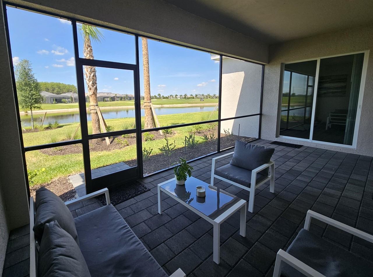 5897 Sunningdale St - Photo 6 of 50