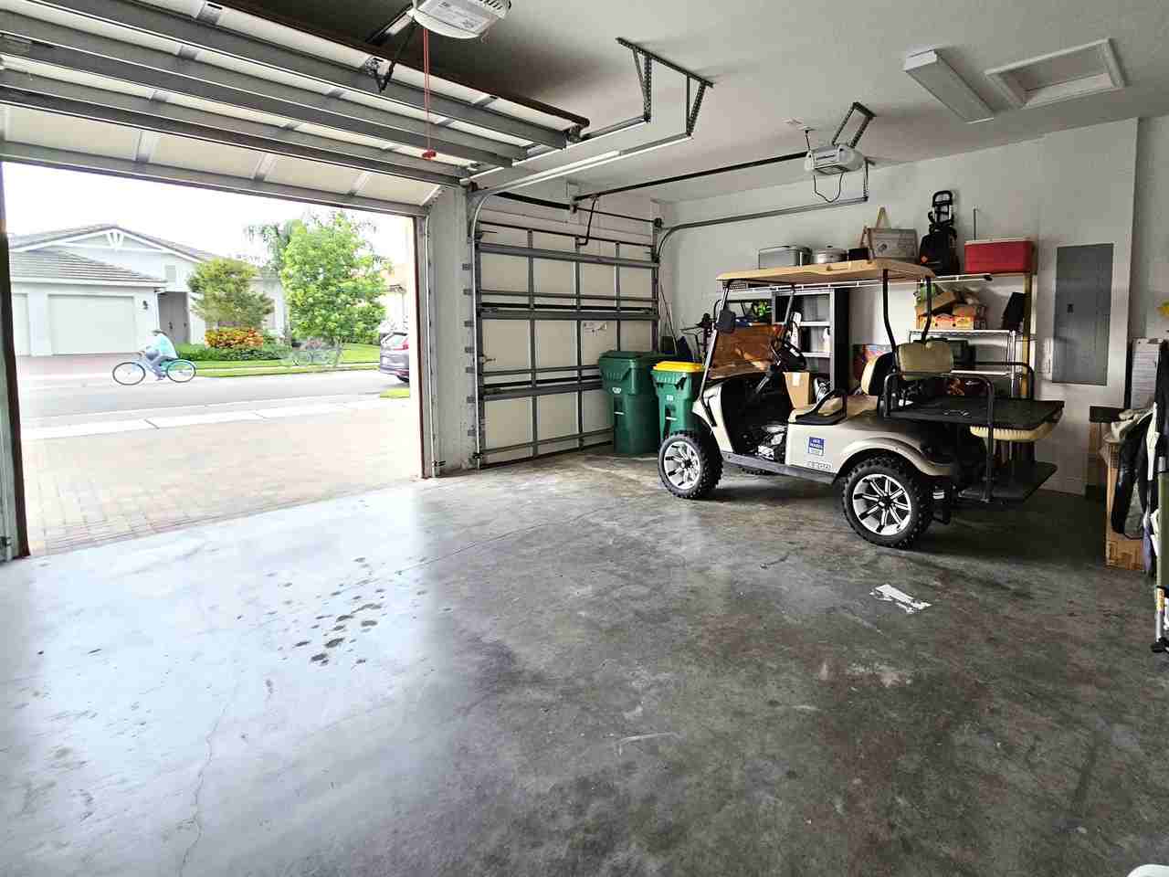 5253 Messina St - Photo 2 of 46