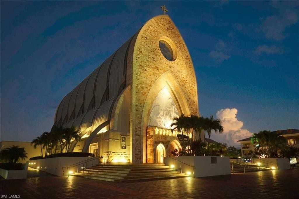 5909 Berwick Ln - Photo 7 of 37