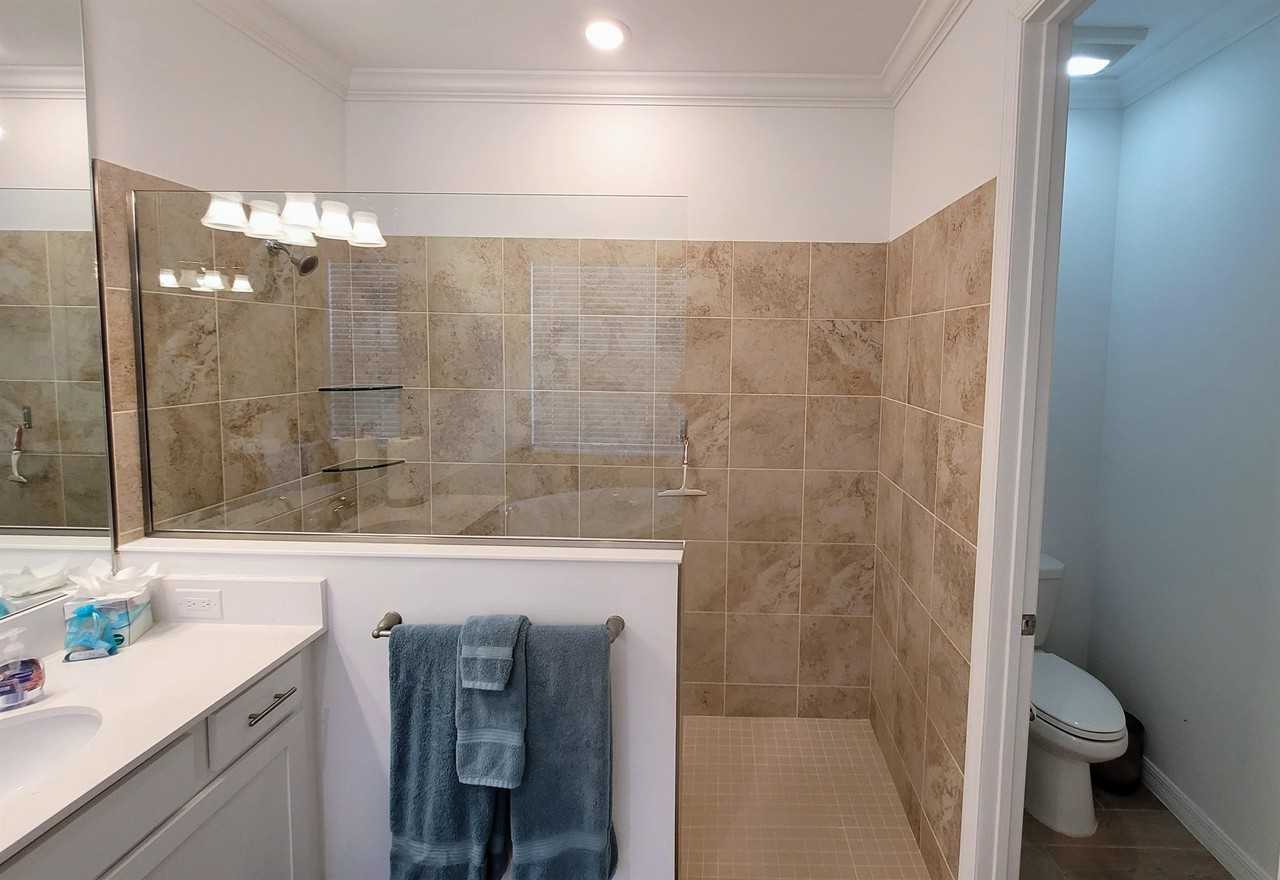 5909 Berwick Ln - Photo 4 of 37