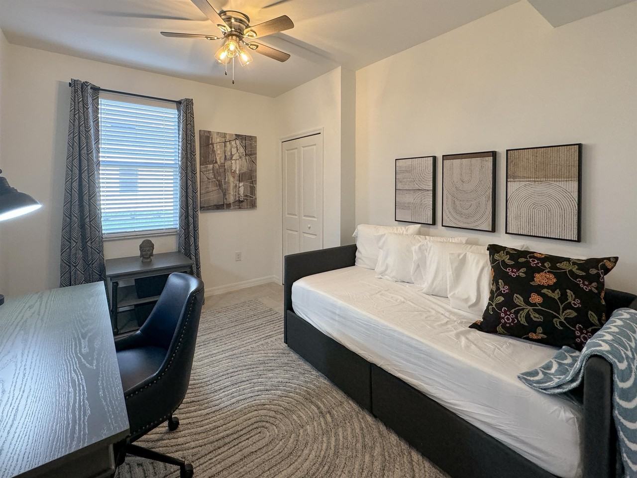 5704 Melbourne Ct #6712 - Photo 4 of 41