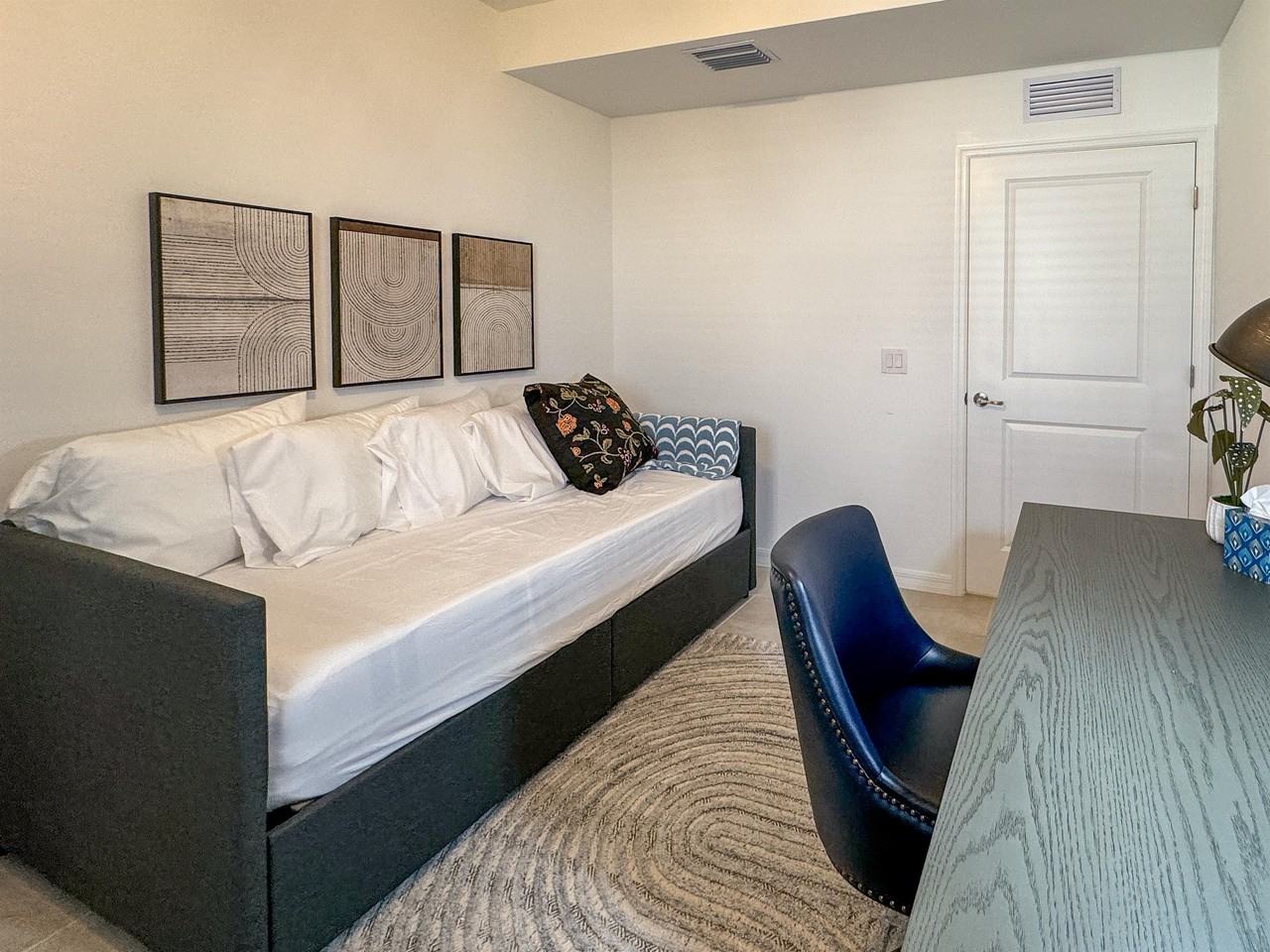 5704 Melbourne Ct #6712 - Photo 6 of 41