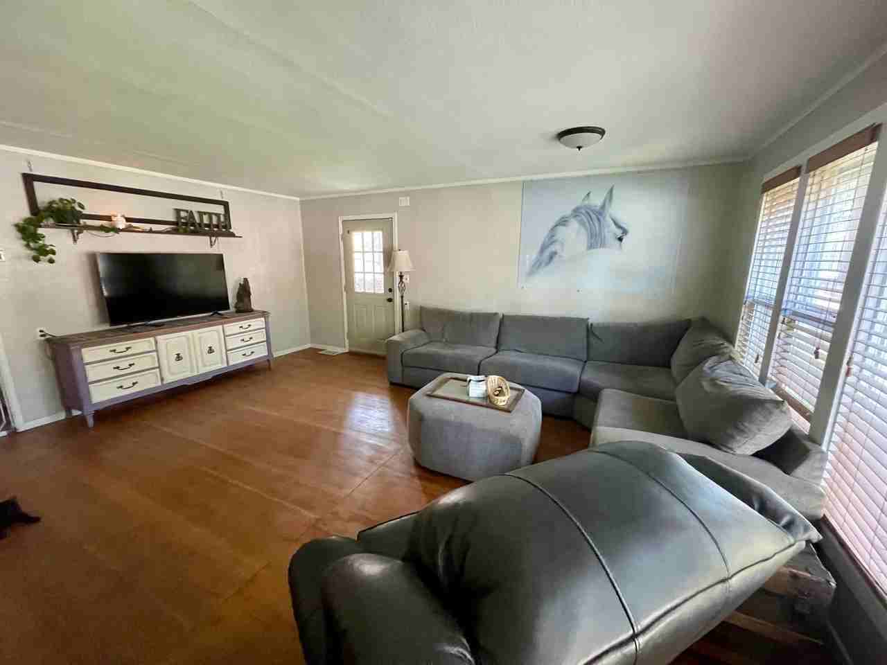 138711 Rainbow Cir - Photo 3 of 14