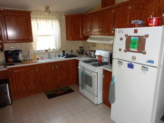 4635 Cowboy Way - Photo 3 of 12